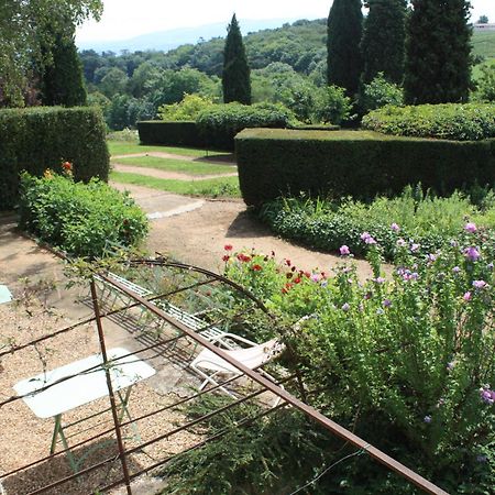 Domaine De Montclair Bed & Breakfast Pommiers  Exterior photo